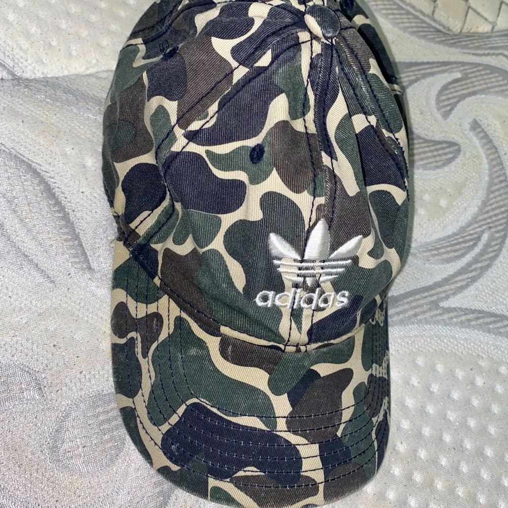 Adidas adjustable hat
